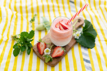 画像をギャラリービューアに読み込む, 西岡さんの苺シェイクの素NISHIOKA`S STRAWBERRYSHAKE BASE